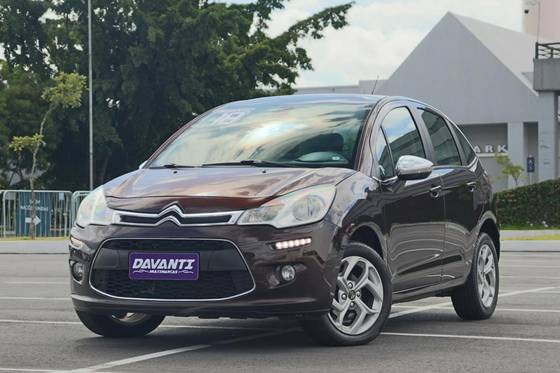 CITROËN C3 1.6 VTI 120 FLEX EXCLUSIVE EAT6 CITROËN C3 1.6 VTI 120 FLEX EXCLUSIVE EAT6